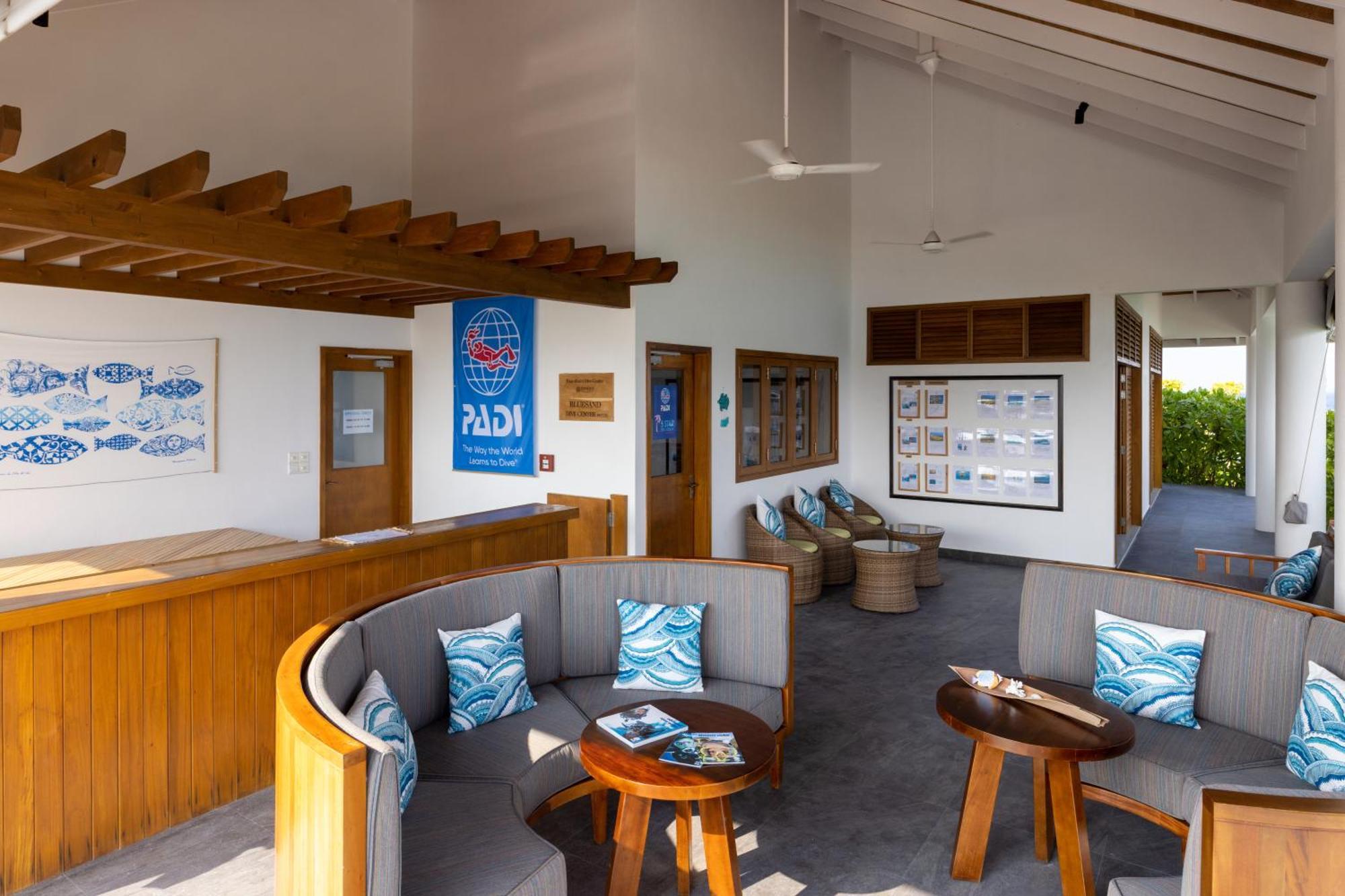 Курортный комплекс Emerald Faarufushi & 5*